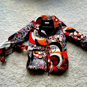 Emilio Pucci ski jacket size 38 no flaws or wear excellent condition